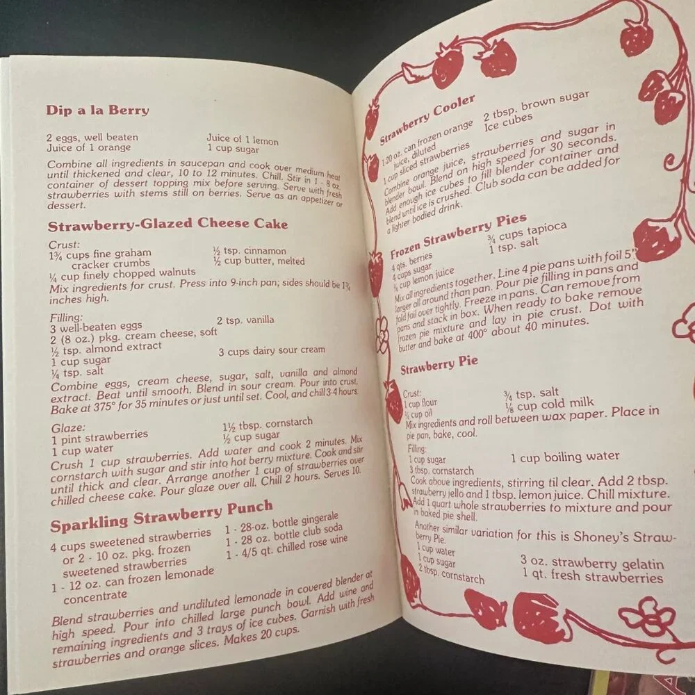 Vtg Roca Berry Farm Strawberry Recipes Booklet With Nutritional Tips &Directions